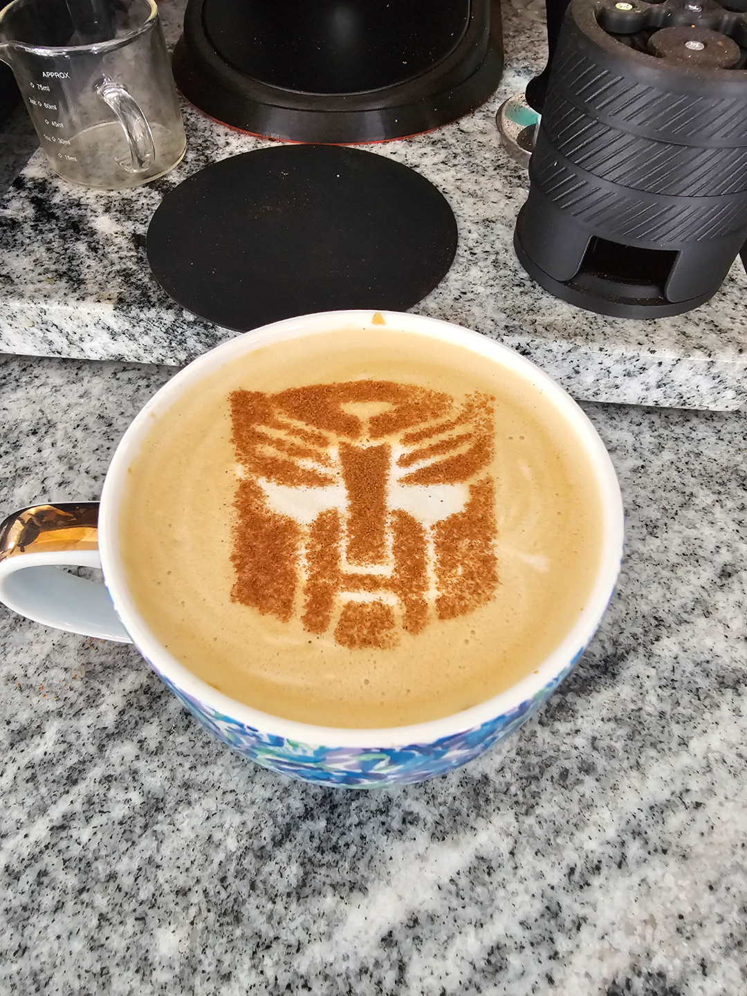 شابلون تزئین قهوه مدل Autobots Transformers