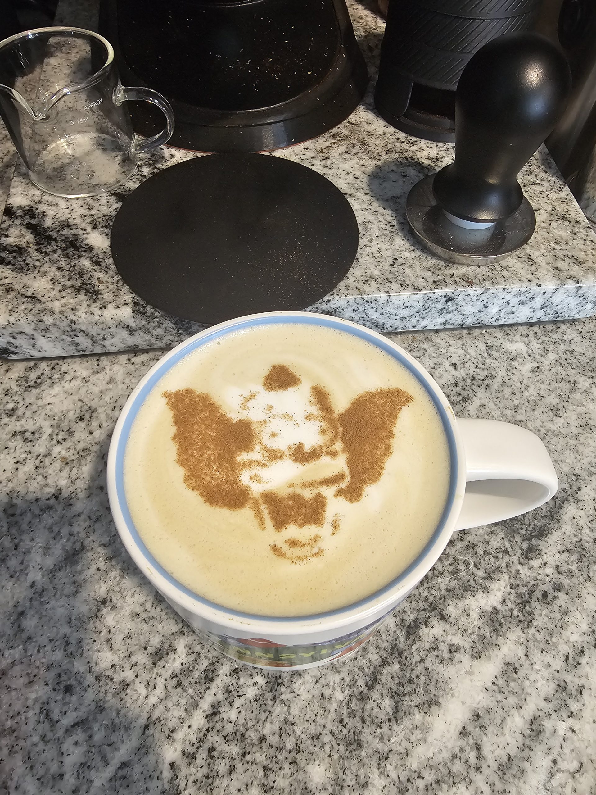 شابلون تزئین قهوه مدل Krusty the Clown