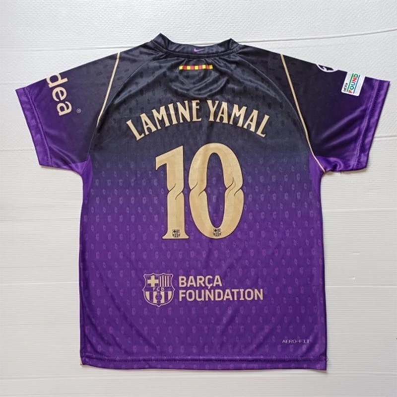 ست تی شرت و شلوارک ورزشی پسرانه بارسلونا مدل یامال Away 2027جدید