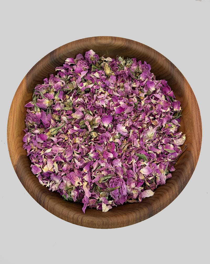 غنچه گل محمدی باز دارویی