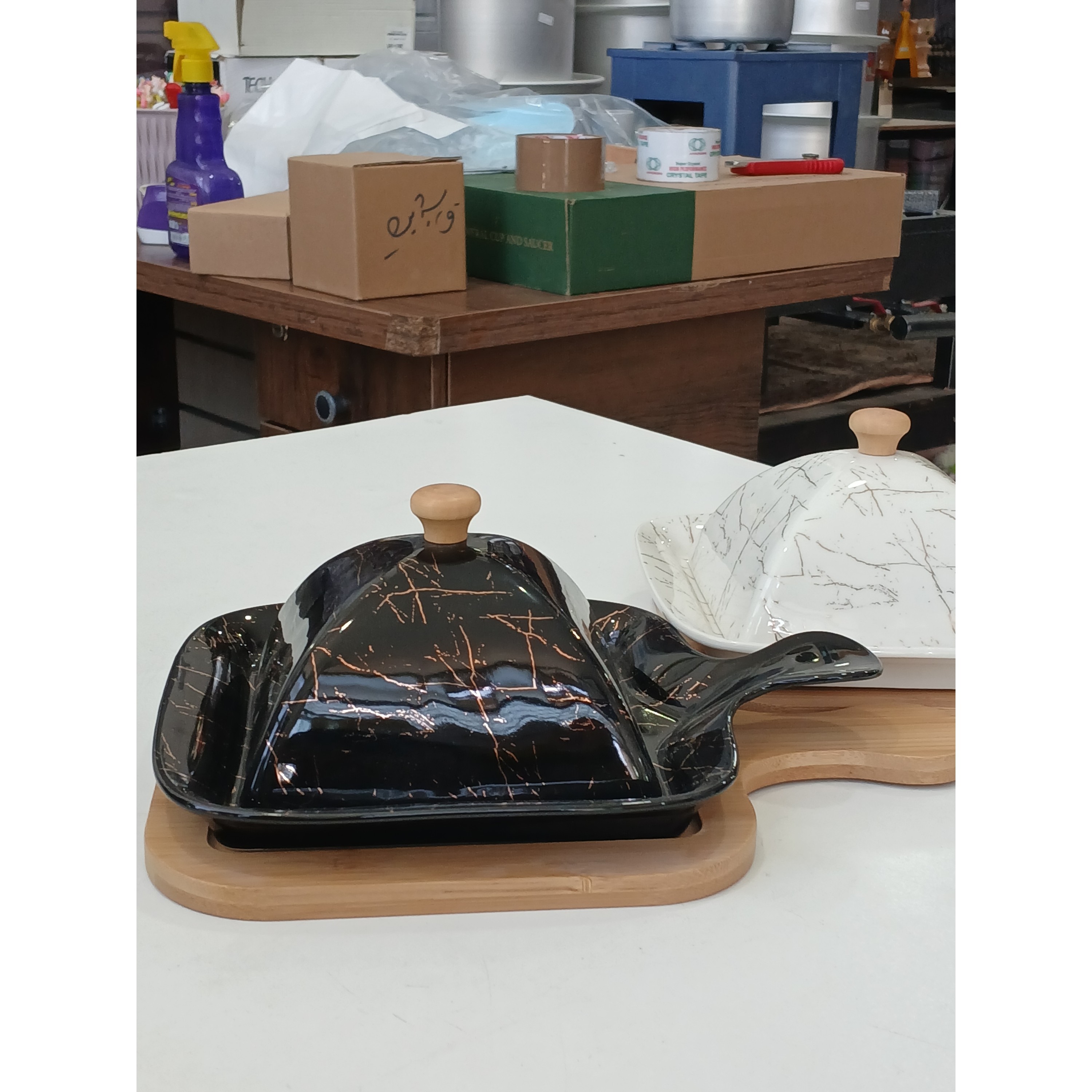 ظرف کره و پنیر خوری چوب و چینی