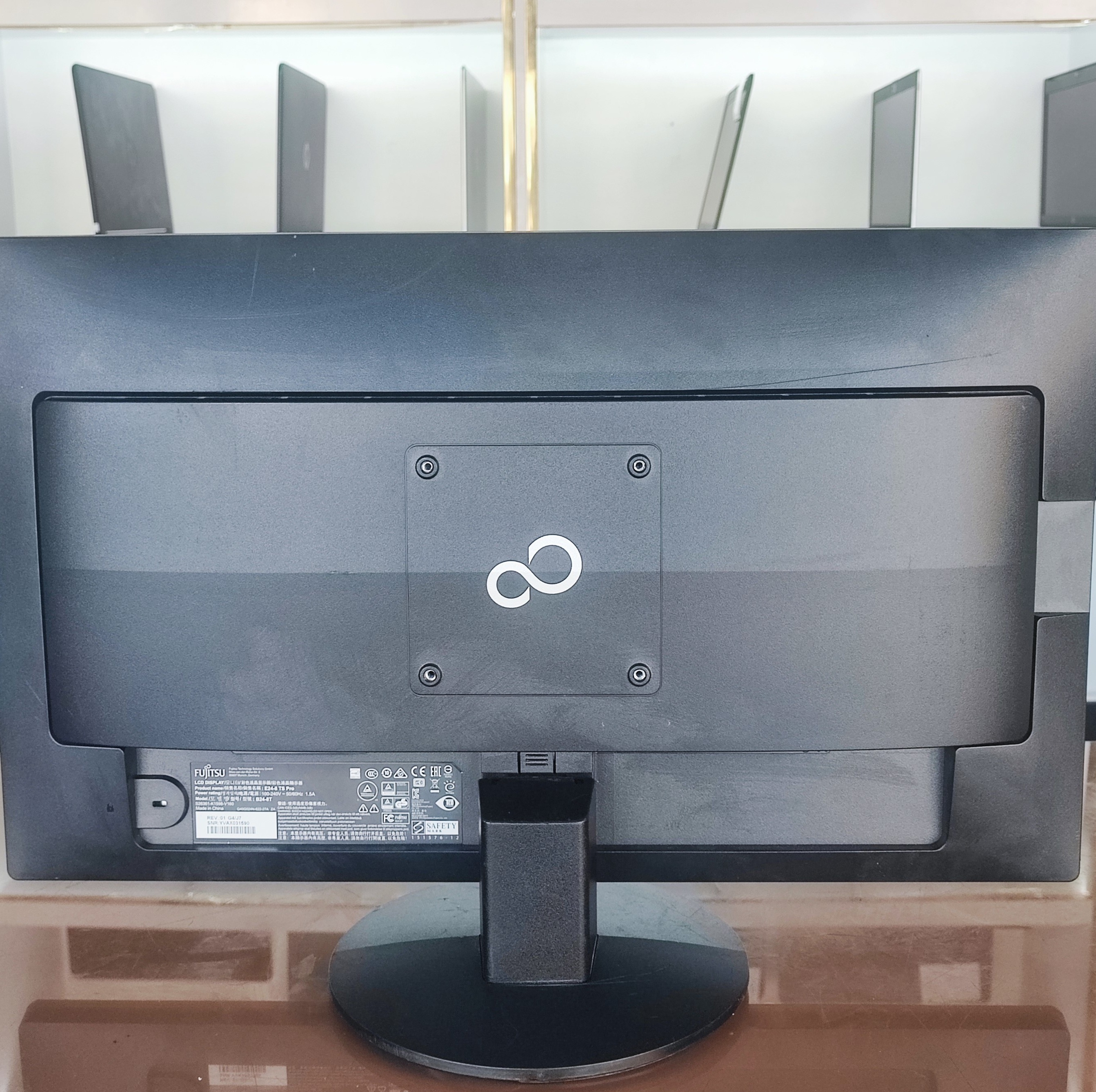 FUJITSU B24-8جدید