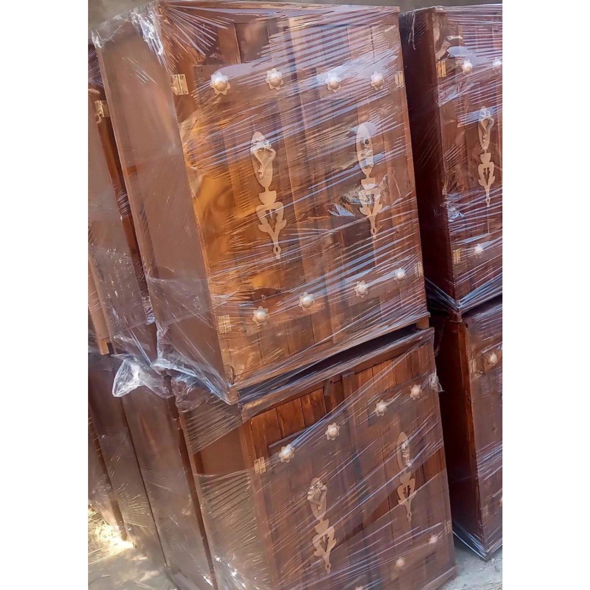 جاکفشی سنتی چوبی