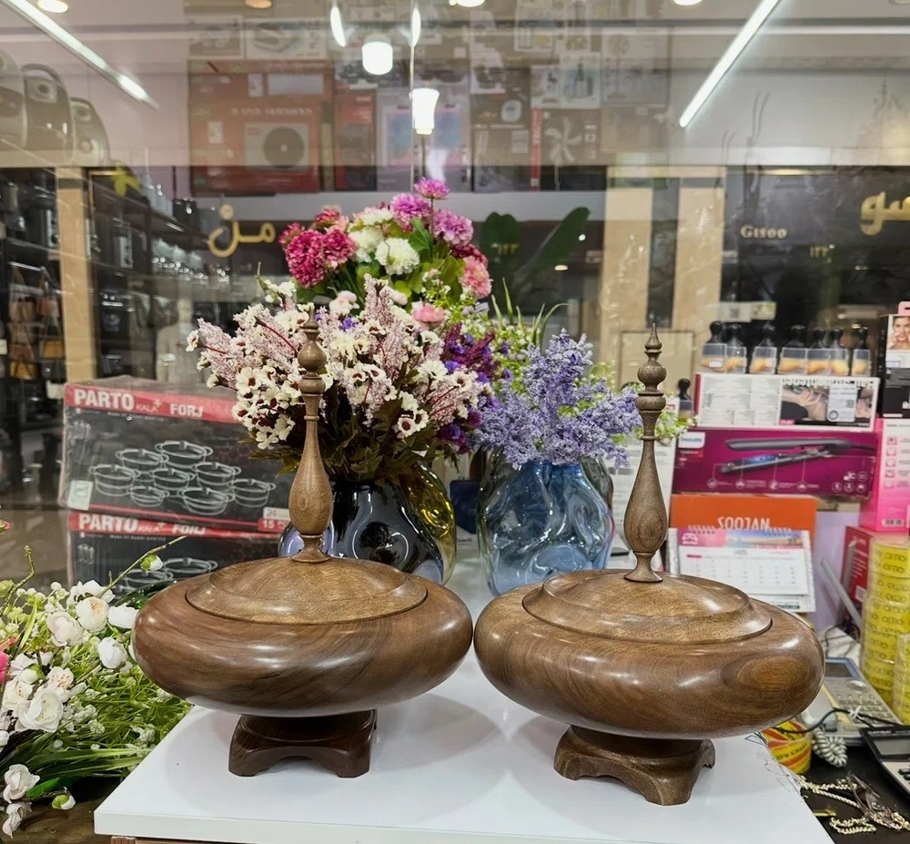 شکلات خوری زیبای ایفل