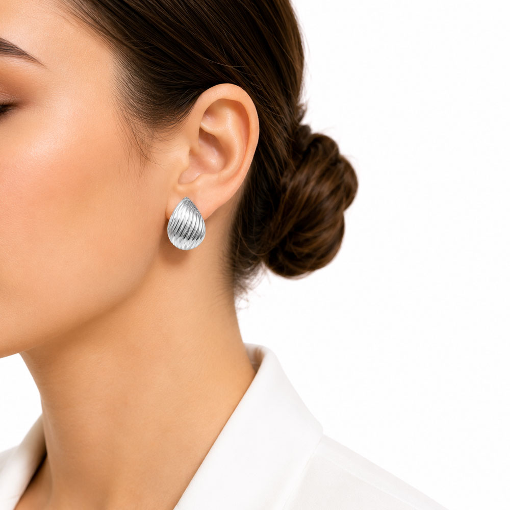 گوشواره زارا نقرهای مدل صدفی ZS-102