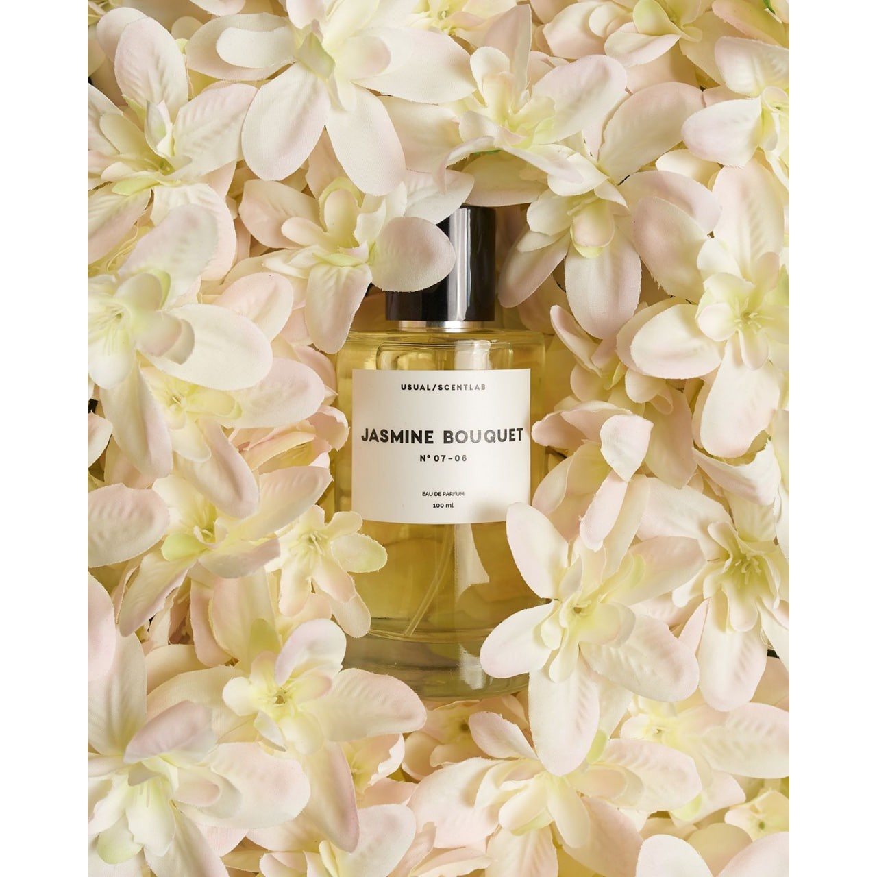 عطر گل یاس رازقی اعلاء با ماندگاری بالا اصل ژیوادان سوییس JASMIN FLOWER