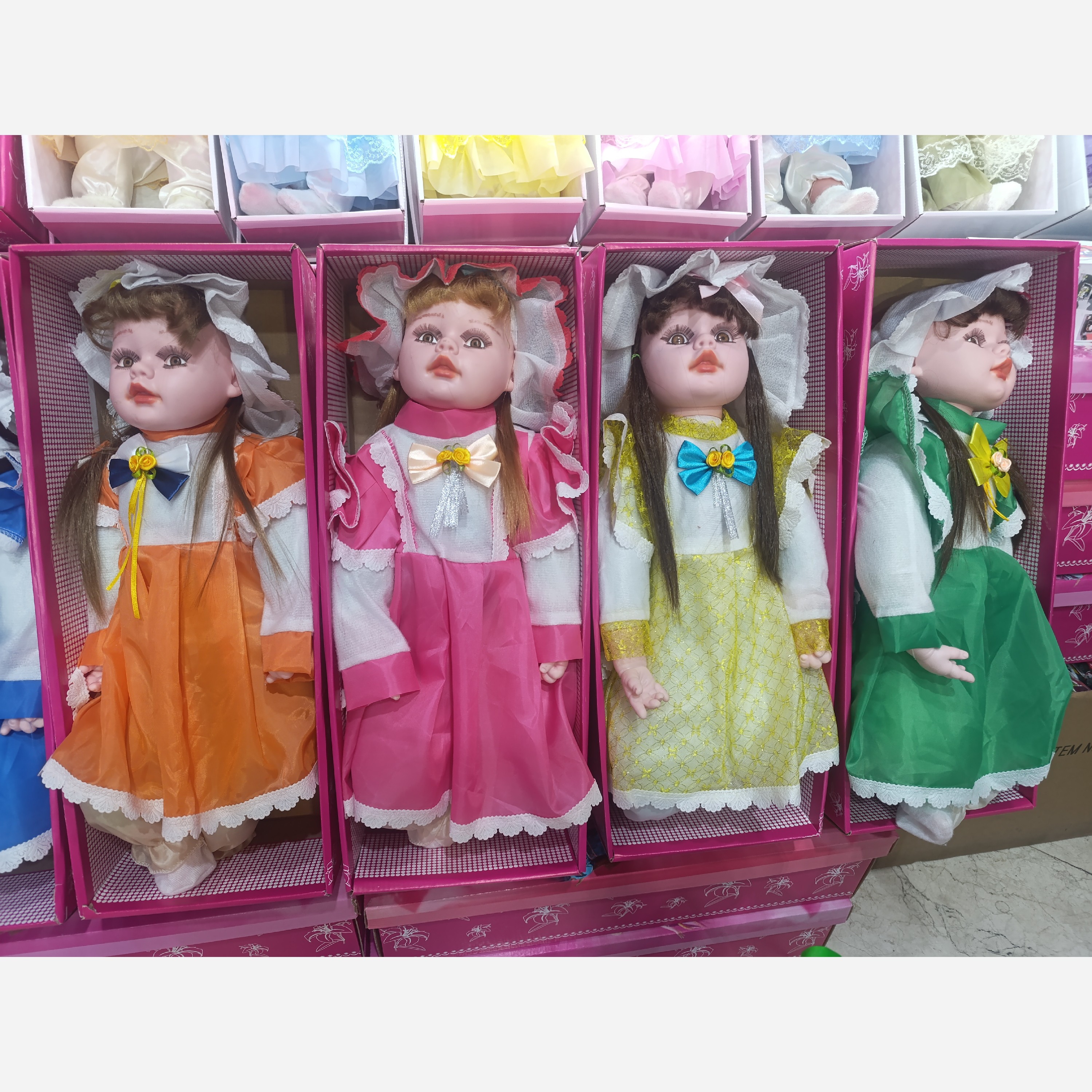 عروسک دختر مزرعه (توضیحات کالا مطالعه شود)جدید