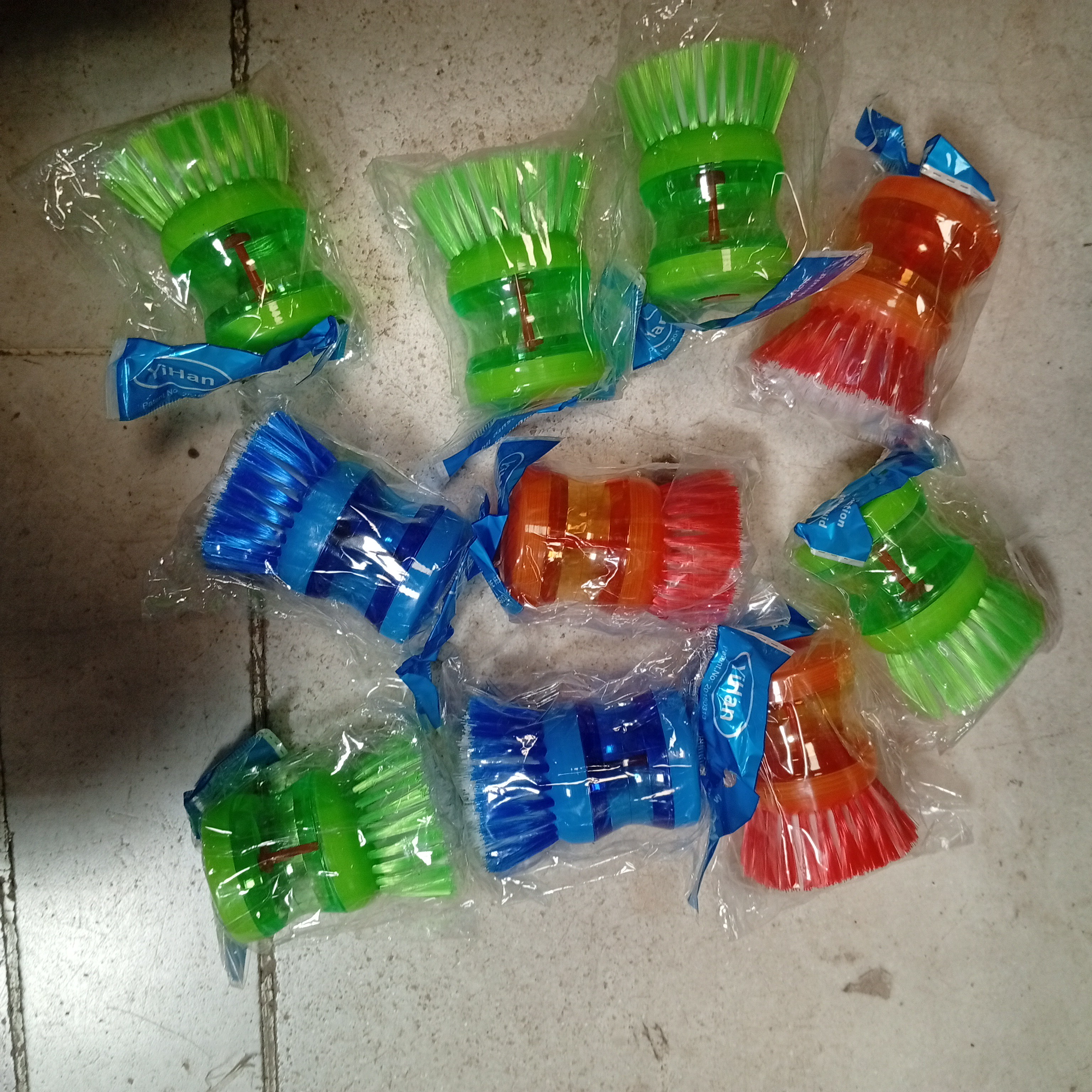 فرچه جا مایع دار