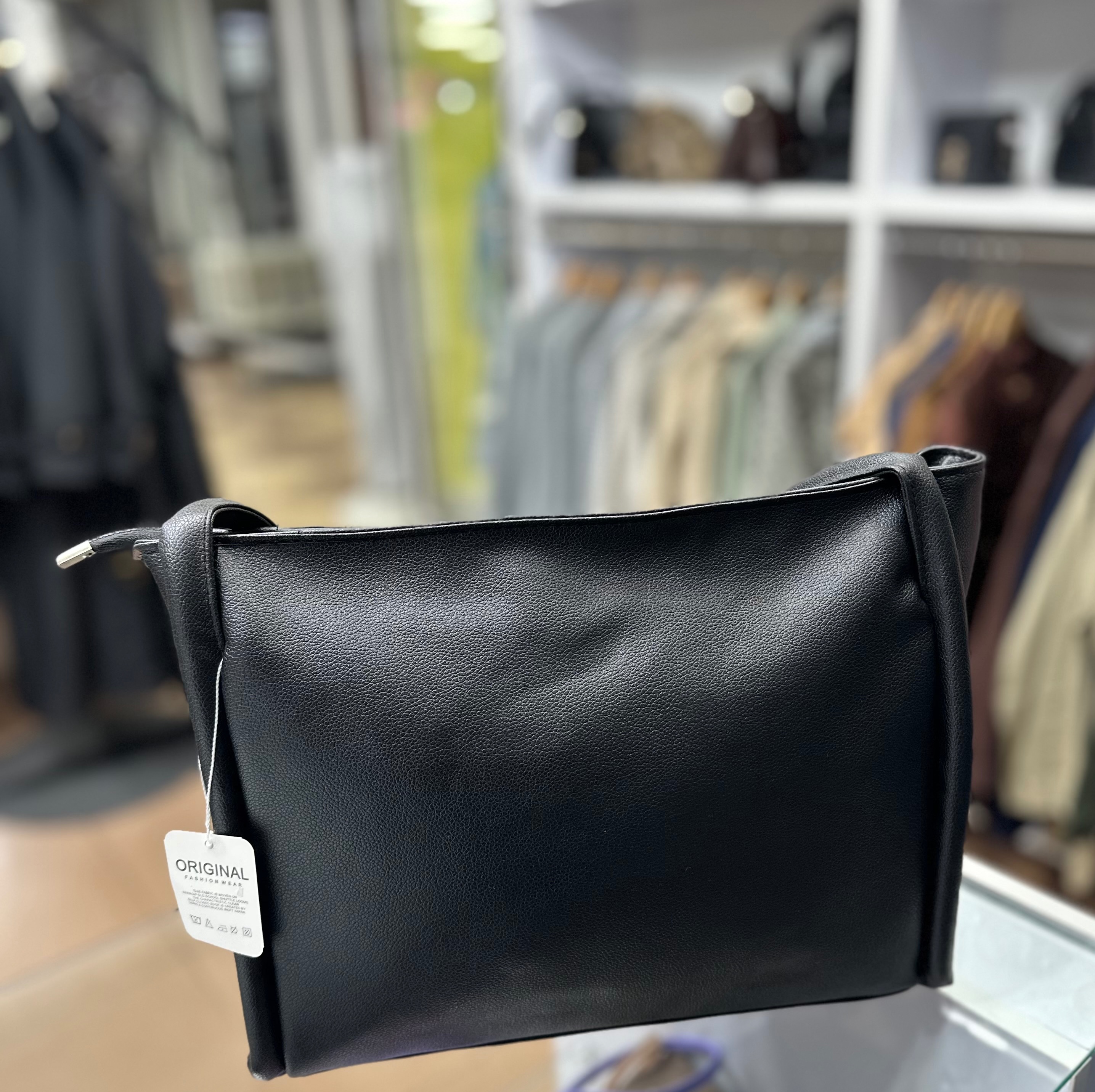 کیف ساده برشکا 