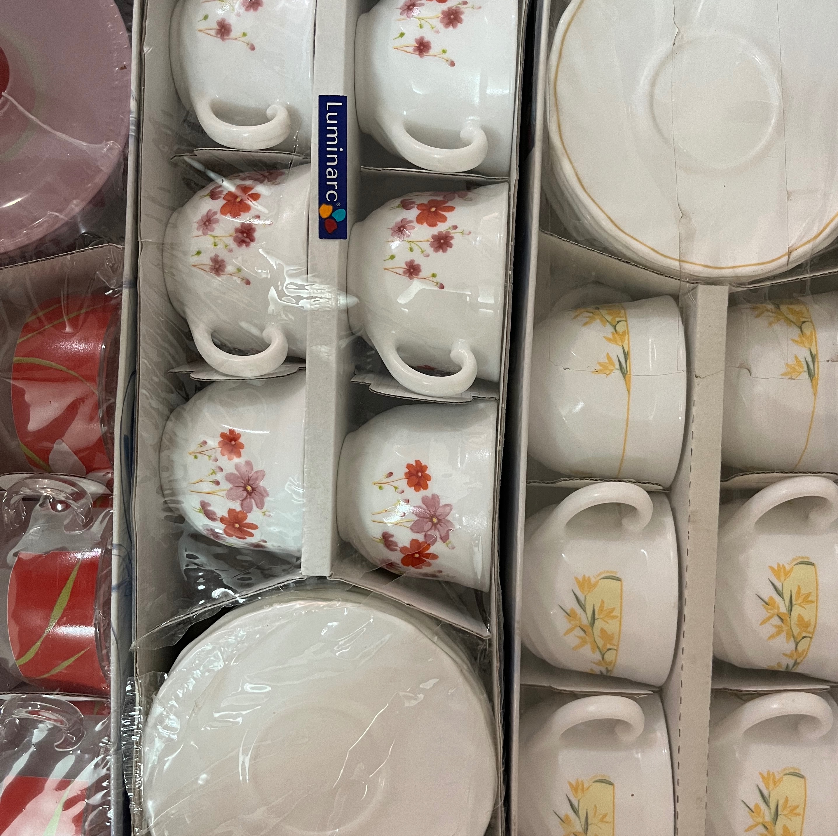 فنجان و نعلبکی