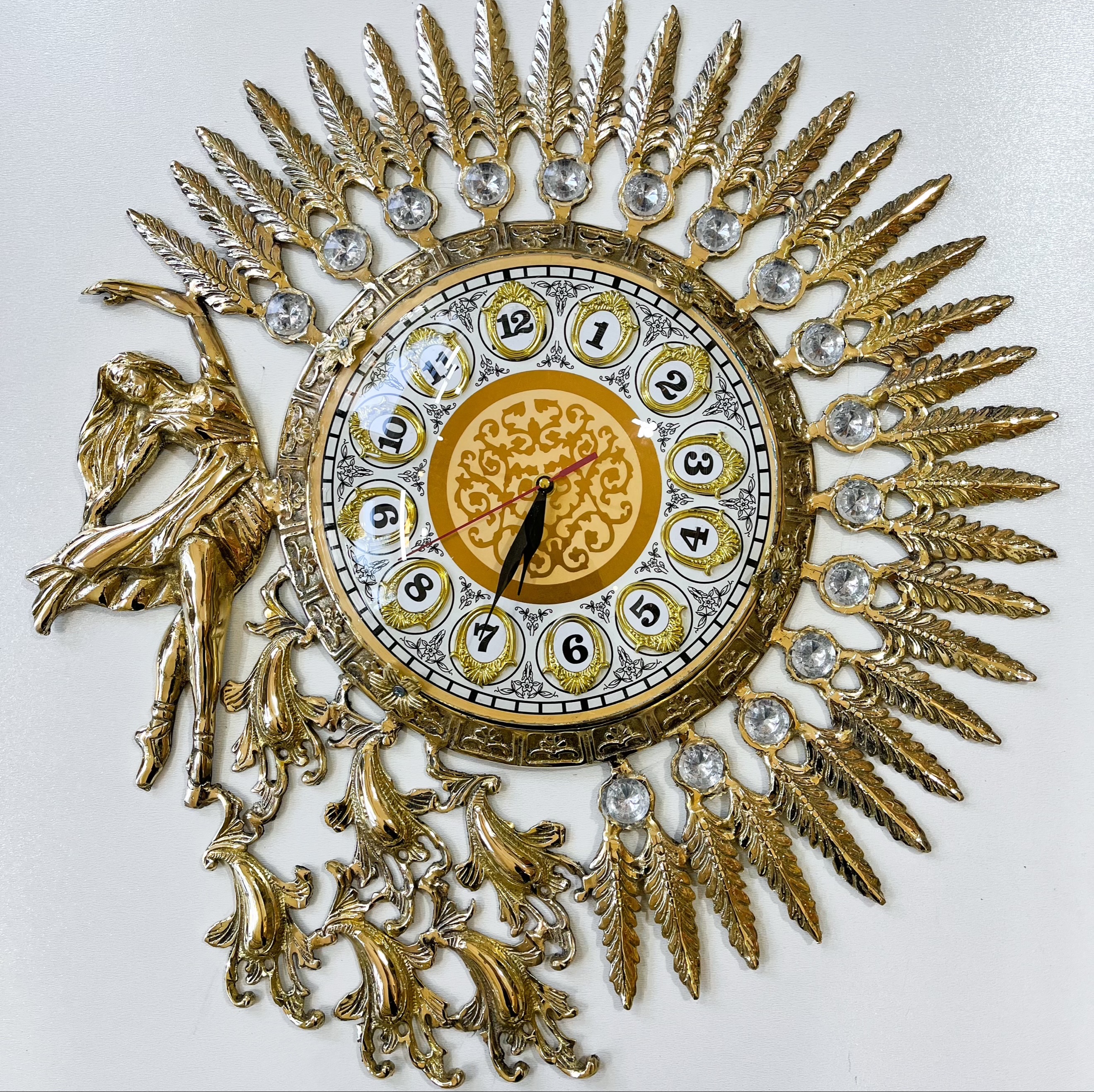 ساعت برنجی دیواری بانو