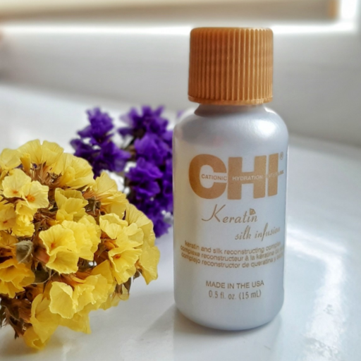 سرم تقویت کننده و کراتینه مو برند چی طلایی مدل سیلک اینفیوژن حجم 15 میل CHI Silk Infusion