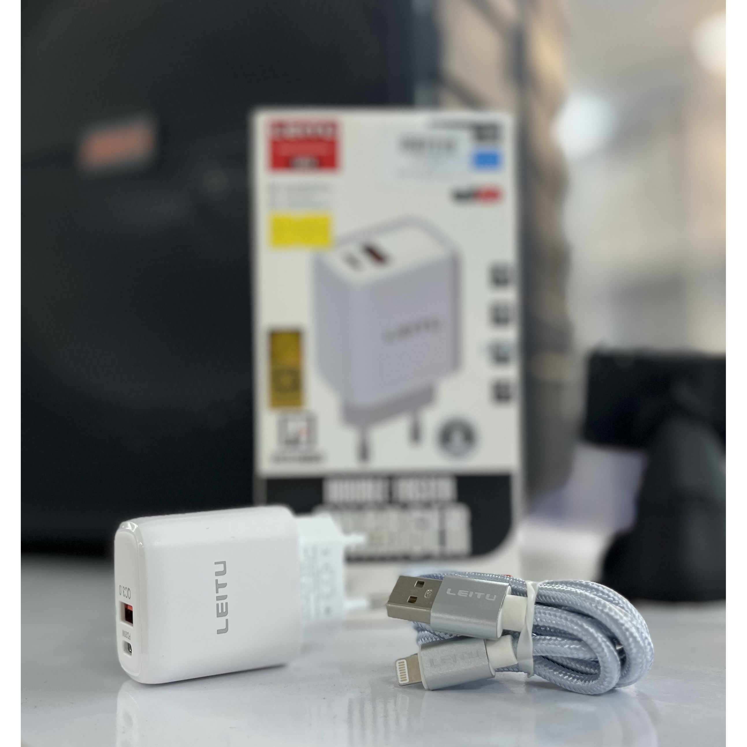 شارژر 20 وات لیتو مدل LH-13 iOS مناسب آیفون