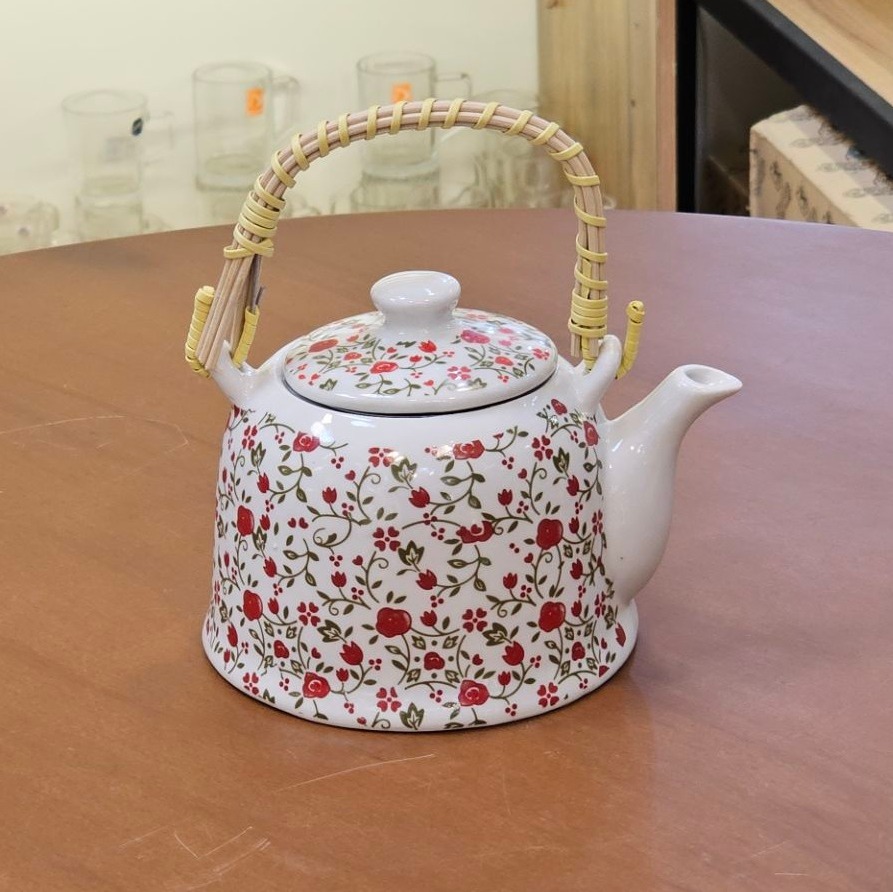 قوری چینی دسته حصیری