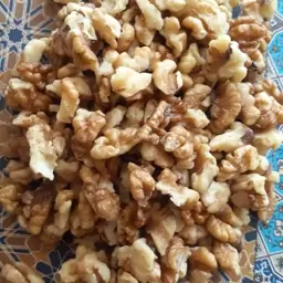 مغز گردو دندانه 1000 گرم(تازه و مناسب برای کیک و فسنجان و صبحانه)