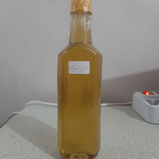 روغن سیر سیاه خوراکی اصل و خالص نیم لیتری (پرپشت کننده مو پرپشت کننده ابرو تقویت مژه تقویت ریش و سبیل )