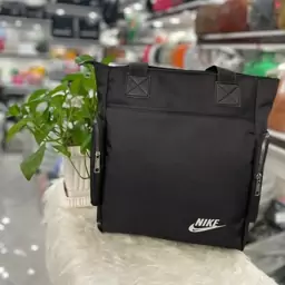 کیف دوشی دستی بزرگ زنانه دخترانه مشکی نایک نایکی NIKE جادار جا دار صندوقی پاسپورتی شیک مجلسی نرم سبک اسپرت اسپورت 