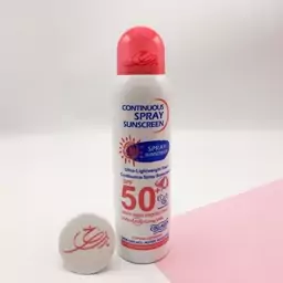 اسپری ضد آفتاب فاقد چربی بدون رنگ وکالی (+SPF50) حجم 230 میل