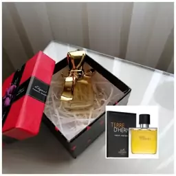 عطر تق هرمس مردانه درجه یک 15 گرم همراه با شیشه  آنتیک و جعبه هدیه 