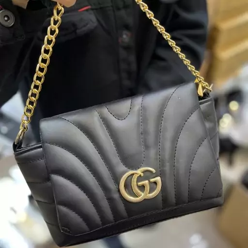 کیف گوچی زنانه دخترانه GUCCI مشکی چرم زنجیری زنجیر دار زنجیردار مجلسی شیک جا دار جادار طرحدار طرح دار اسپرت اسپورت هفده