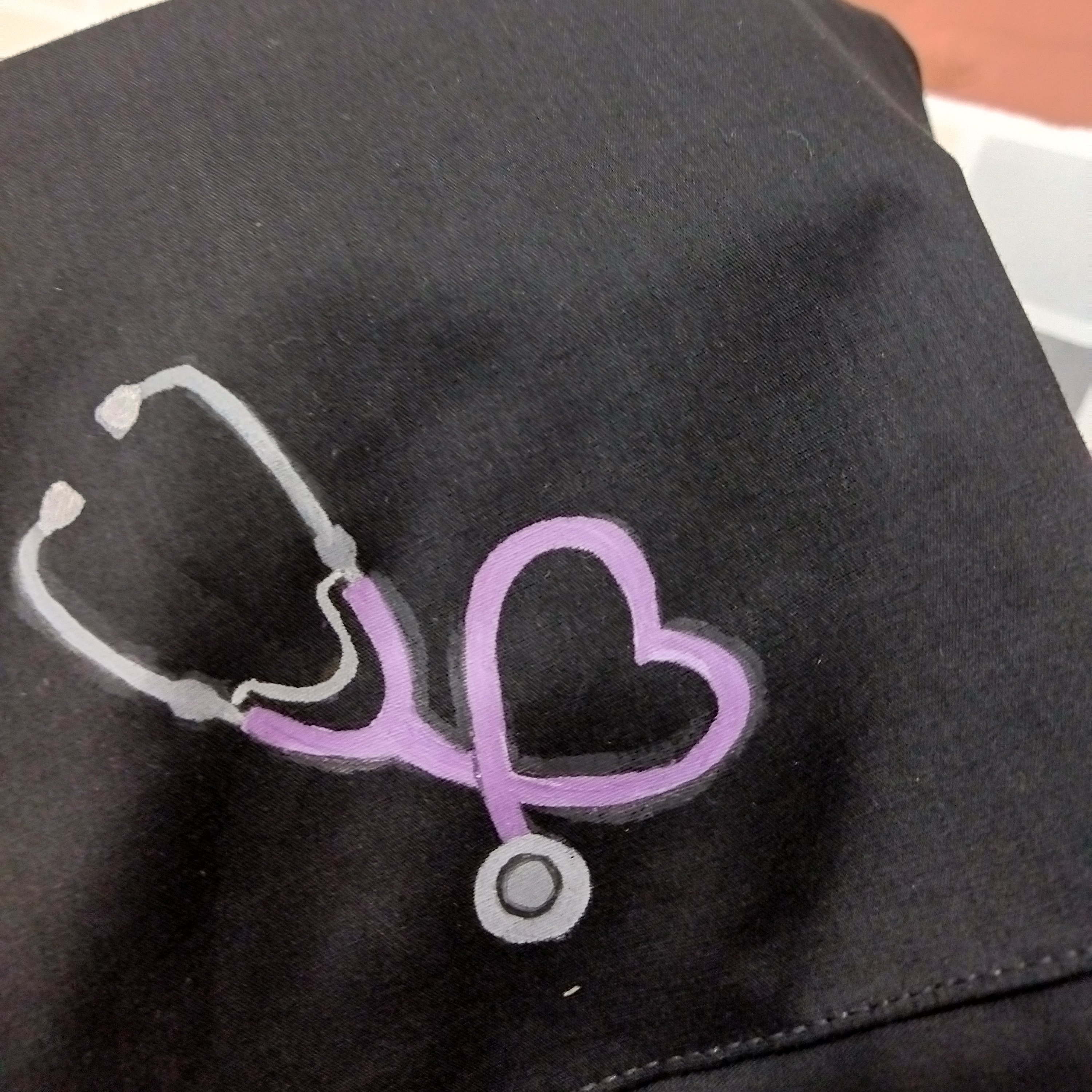 نقاشی رومقنعه جنس بروجرد قابل شستشو حتی توماشین لباسشویی کاملا تضمینی 