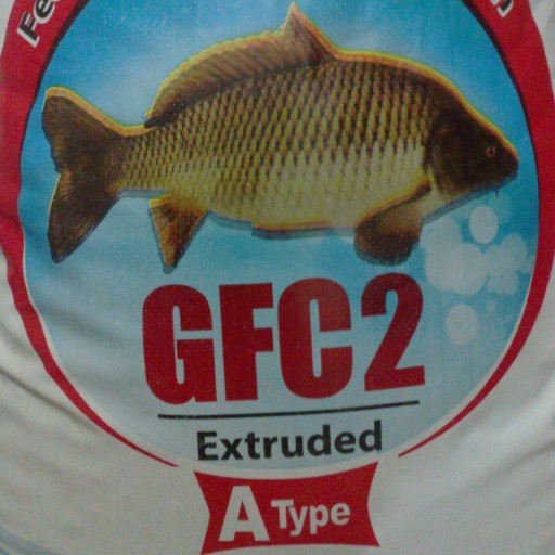 غذای ماهی (خوراک) GFC2-A (سایز 6میلیمتر) بسته بندی چهارکیلویی