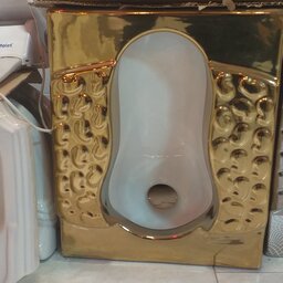 توالت زمینی طلایی 