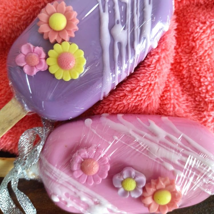 پک دو عددی صابون طرح پاپیکسل یا بستنی (قابل استفاده) 