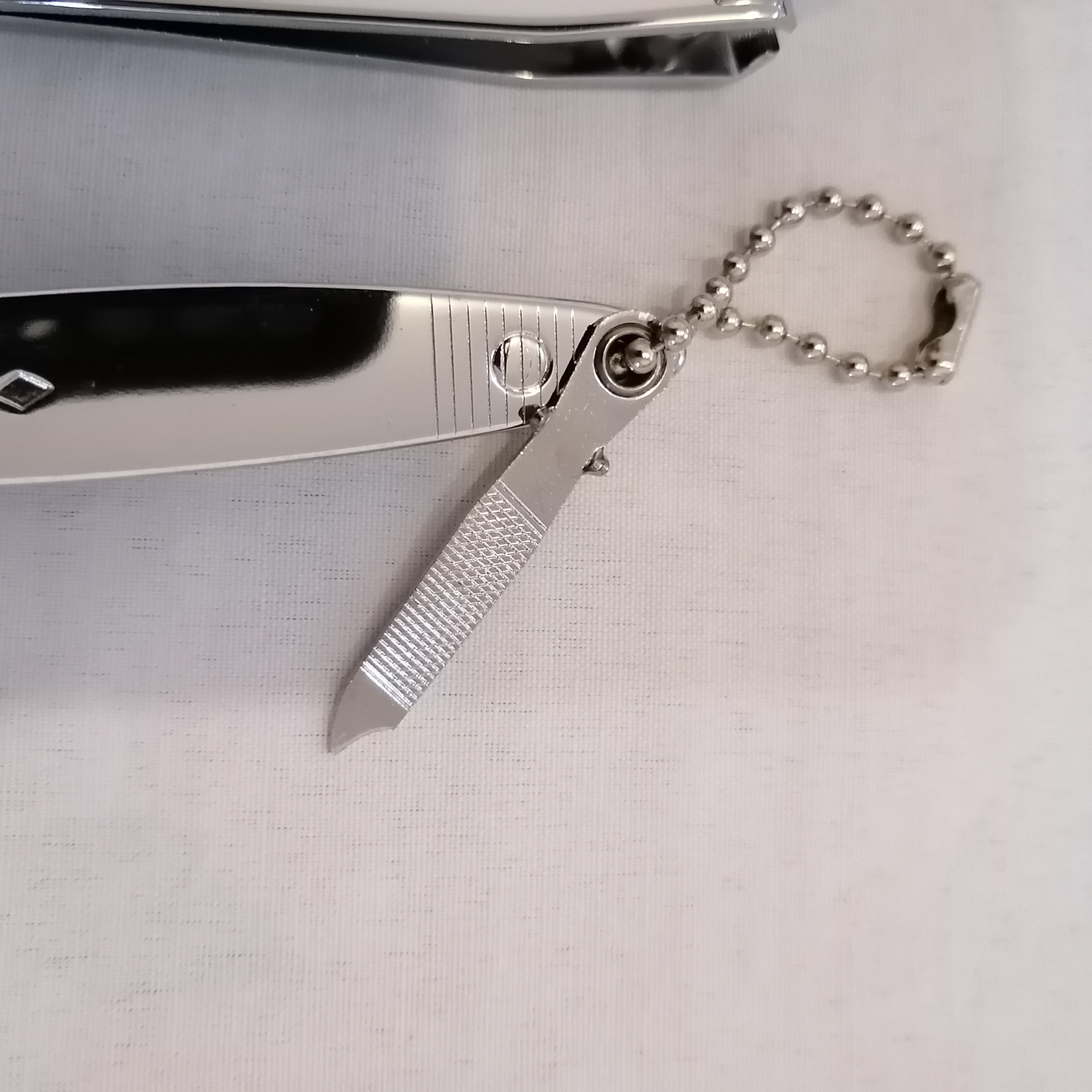 بسته دو عددی ناخن گیر جنس استیل محکم وارداتی درجه یک