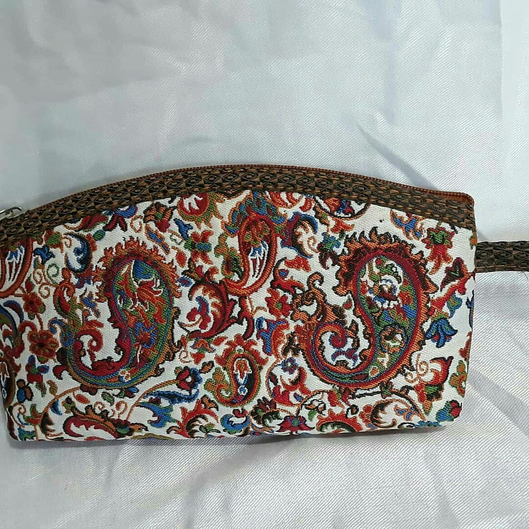 کیف آرایشی ترمه 