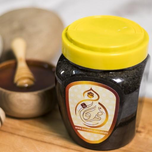 ترکیب عسل گشنیز طبیعی و سیاه دانه و زنجبیل مهرگان ایران  (1000 گرم )