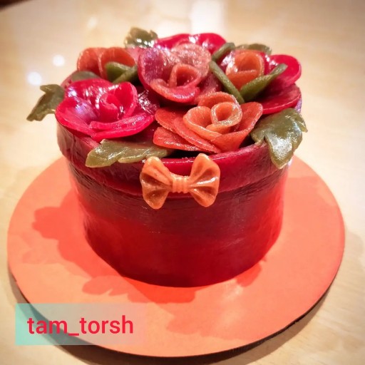 کاپ کیک لواشک شکم پر با ترشک به شکل گلدان