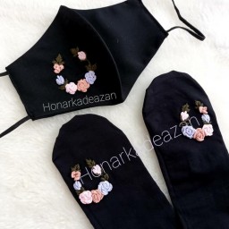 جوراب گلدوزی طرح نعل