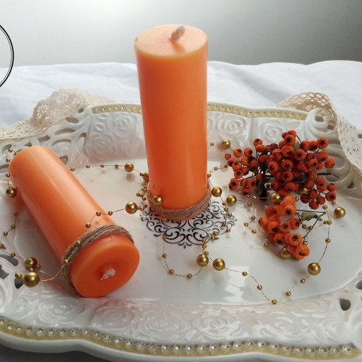 شمع دست ساز مدل استوانه دینامیتی طرح پاییزی با تزیین کنف خانه شمع سلما
