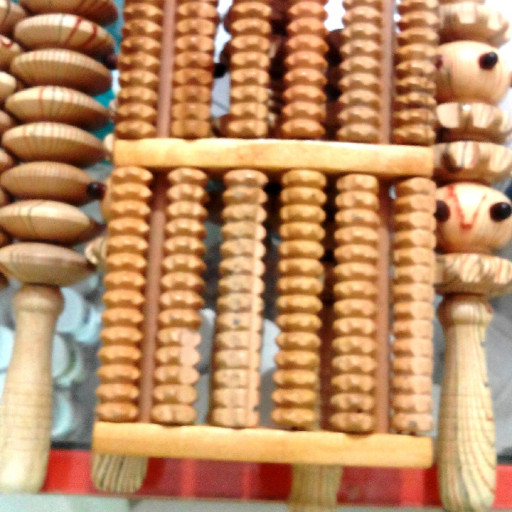 ماساژور چوبی سنتی پاها