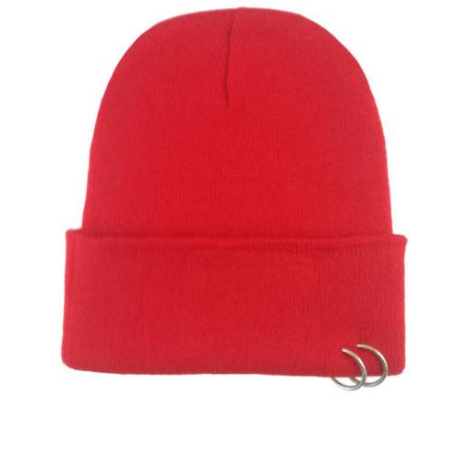 کلاه زنانه و مردانه رنگ قرمز یلدایی
