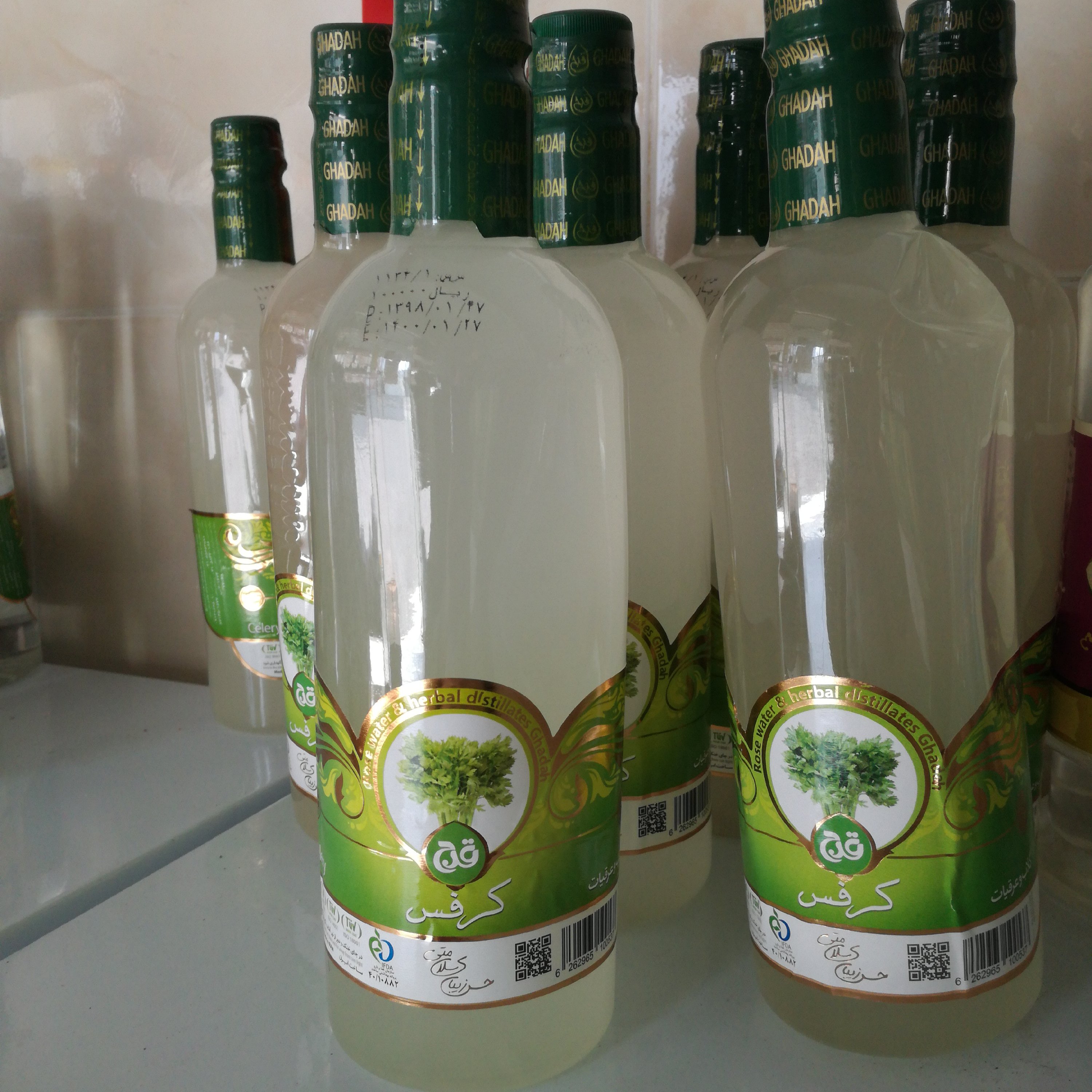 عرق کرفس قدح یک لیتری