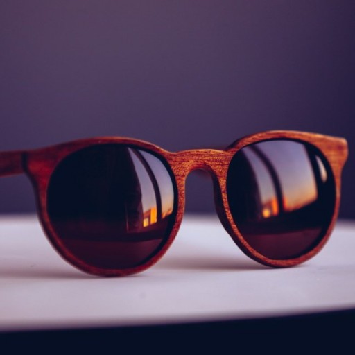 عینک آفتابی چوبی ، مدل گِرد
