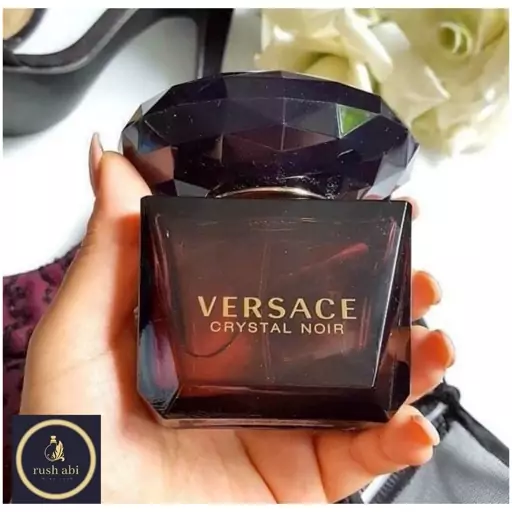 عطر ورساچه کریستال نویر زنانه 30 میل اسپری شیشه ای