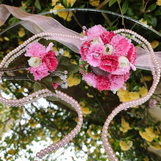 گل کت داماد و دستبند عروس و گیره مو عروس مناسب برای فرمالیته و عکاسی بله برون و عقد