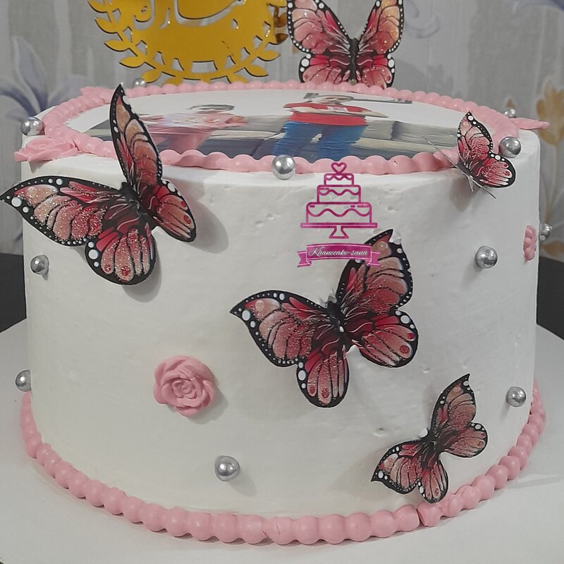 کیک روز مادر .کیک خامه ای با تزئینات زیبا.قابل اجرا در وزن های  متفاوت