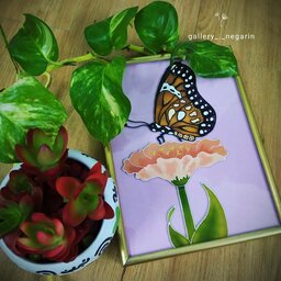 تابلو نقاشی ویترای، گل و پروانه، ساده و شیک