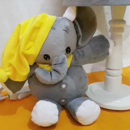 آباژور رومیزی کودک مدل فیل کلاهدار
