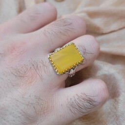 انگشتر نقره مردانه با سنگ عقیق زرد 