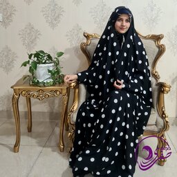 چادر   رنگی دوخته شده طرح میزبان حجاب صفری همراه با ضمانت شست و شو و ارسال رایگان و هدیه و تضمین دوخت و کیفیت پارچه 