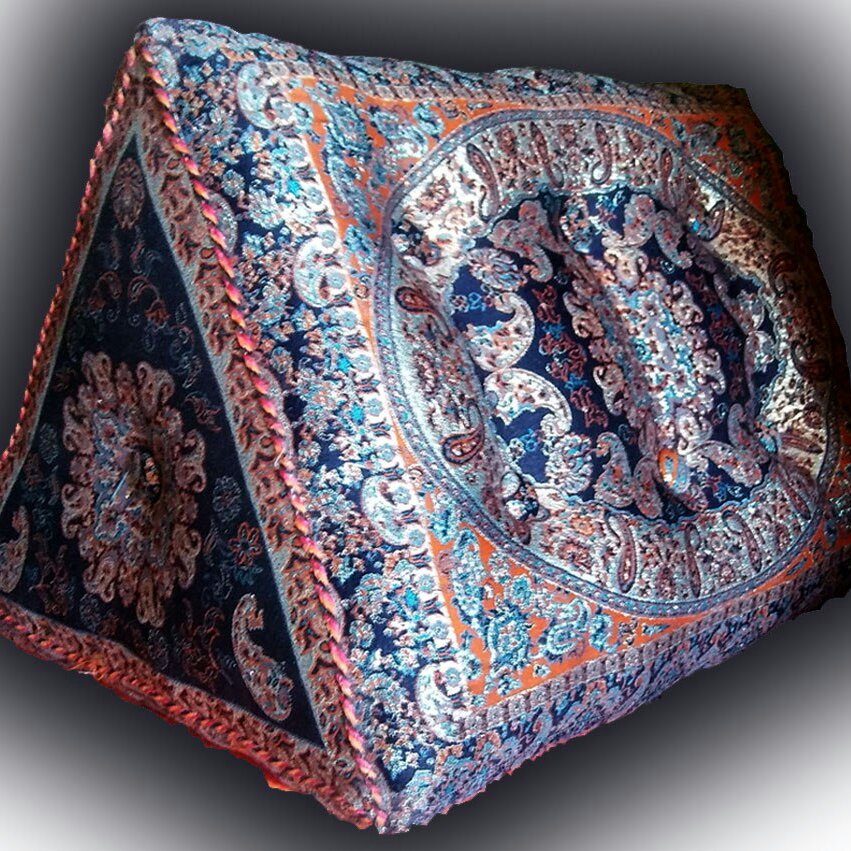 پشتی مثلثی ترمه سورمه ای