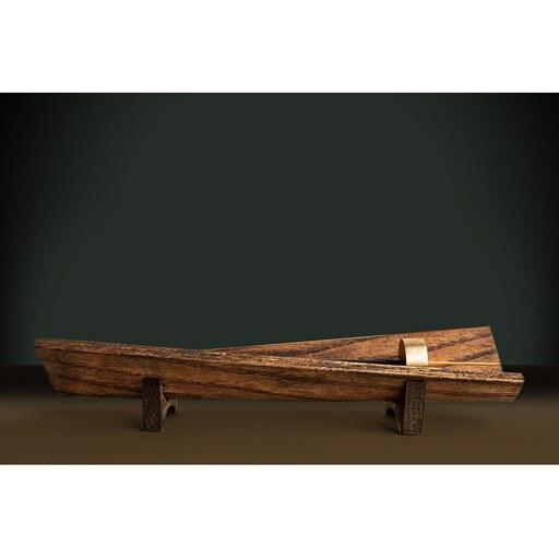 جاعودی چوبی همراه با نگهدارنده عود از جنس فلز برنج