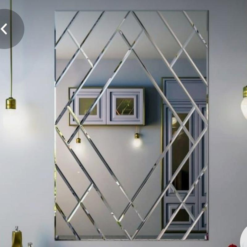 آینه کاری دیوار طرح لوزی بزرگ با آینه درجه یک و رنگ سفید 