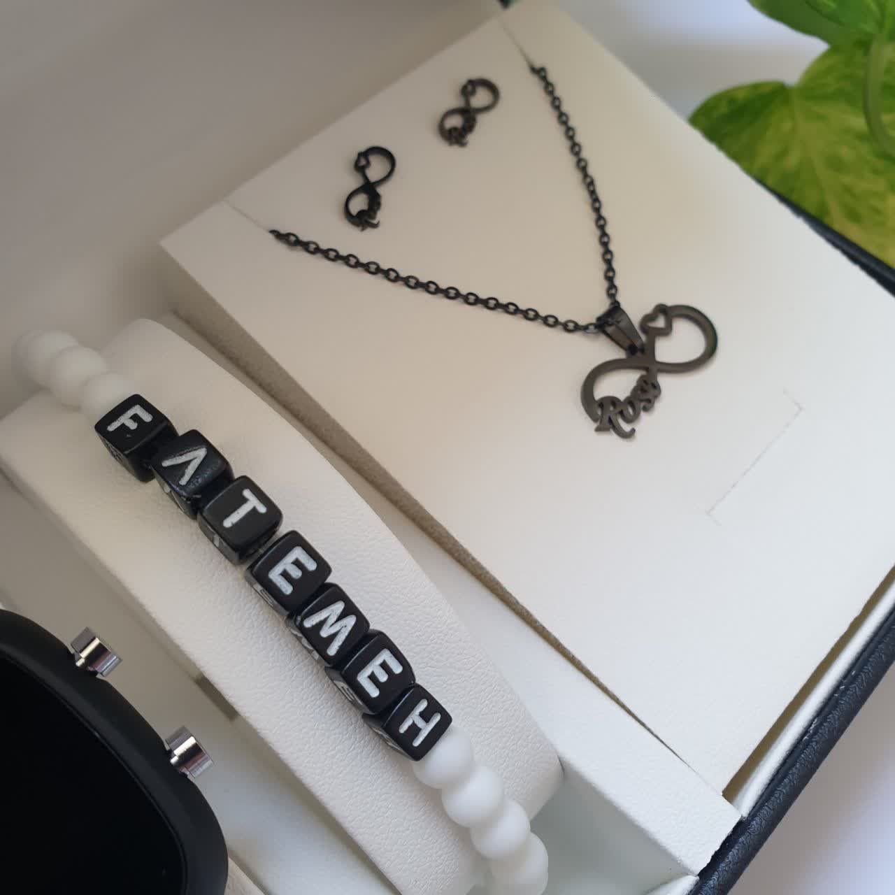 ساعت ال ای دی بند رابر همراه دستبند به اسم دلخواه