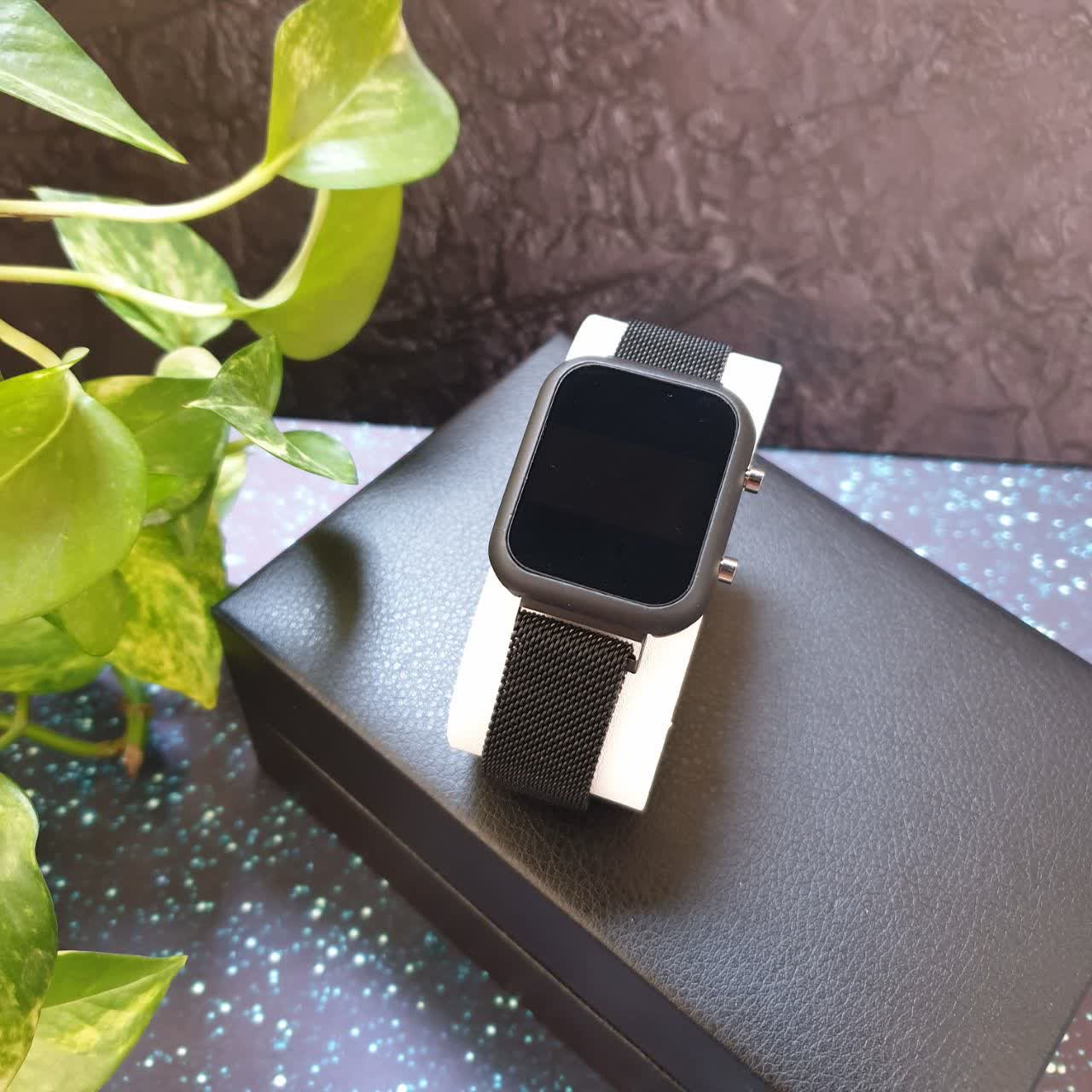 ساعت ال ای دی  مشکی